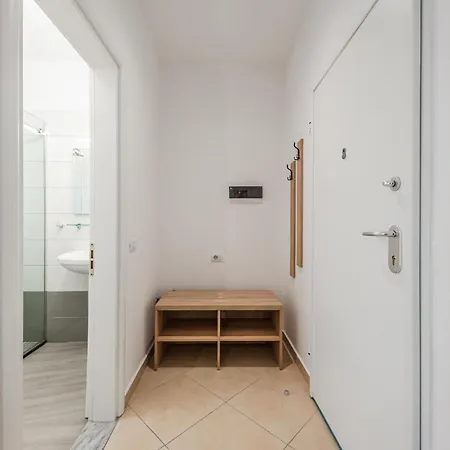 Apartment Enles